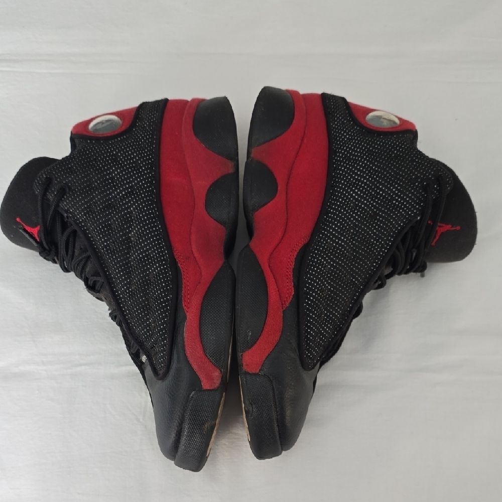 Jordan Men's Black and Red Athletic Sneakers - Picture 6 of 8